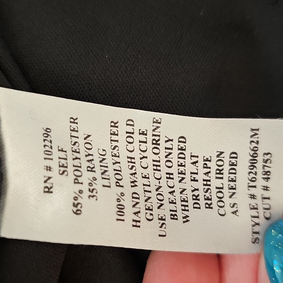 Dress - Picture 14 of 16